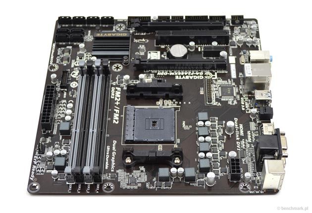 Gigabyte GA-F2A88XM-D3H sloty RAM