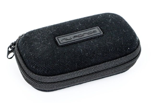 NuForce BE6i etui