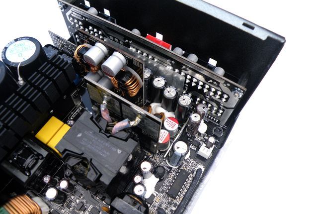 Chieftronic PowerPlay Gold GPU-750FC