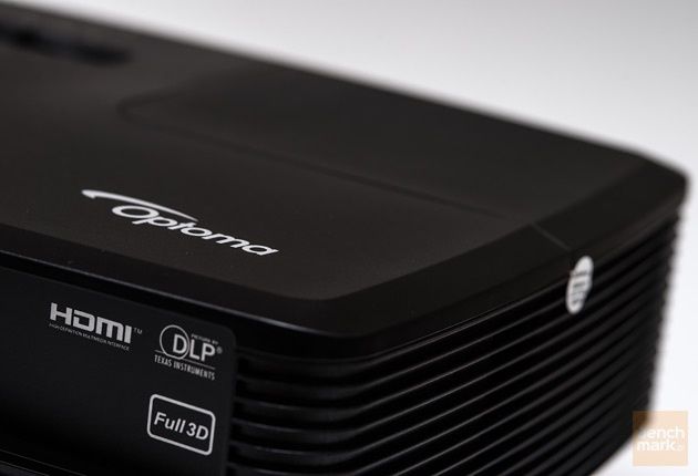 Optoma X340 tylna ścianka logo