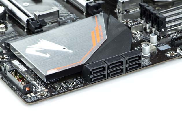 Gigabyte H370 Aorus Gaming 3 Wi-Fi - porty