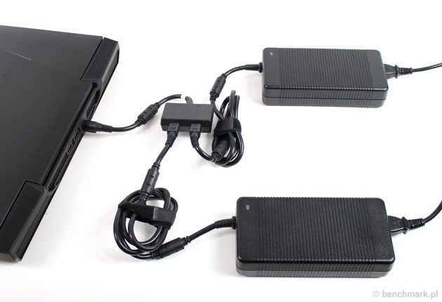 Hyperbook GTR87 VR SLI dwa zasilacze