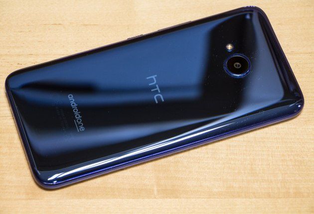 htc u11 life tył