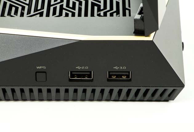 ASUS AX6100 - gniazda usb