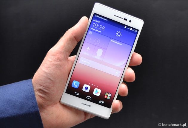 Huawei Ascend P7 - poręczny smartfon