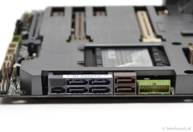 ASUS Z97 Sabertooth Mark 1 tylni panel