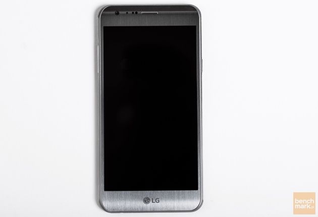 LG X Cam ekran smartfona