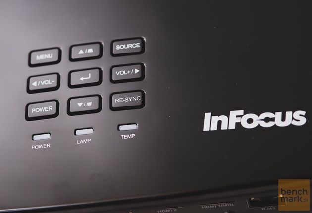 InFocus IN3138HDa przyciski