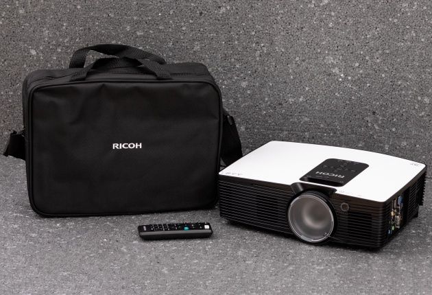 Ricoh PJ HD5451 i torba