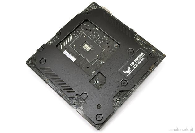 ASUS Gryphon Z97 Armor Edition backplate