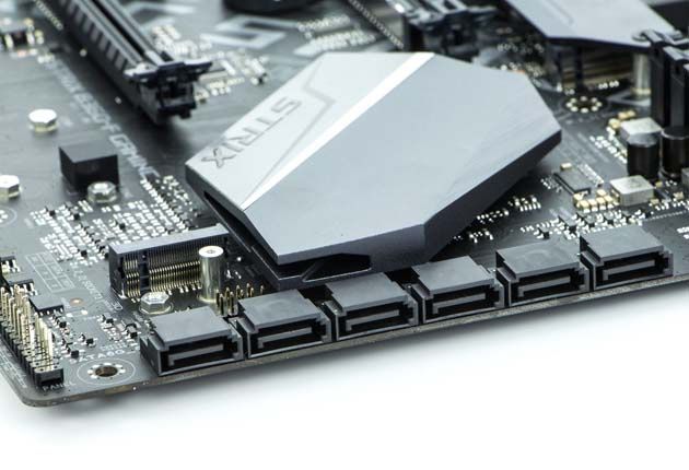 ASUS ROG STRIX B360-F Gaming - porty SATA