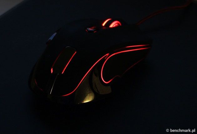 Natec Genesis GX75 - podświetlenie myszki