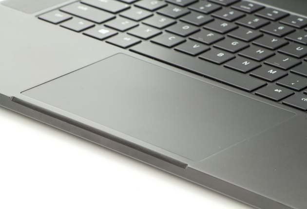 Razer Blade 15 touchpad