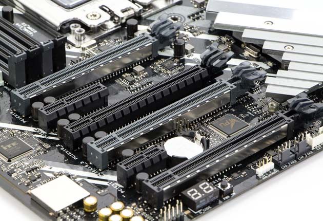 ASUS Prime X399-A - sloty PCI Express