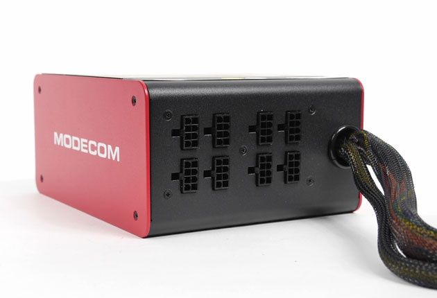 Modecom Volcano 750 - wejścia okablowania
