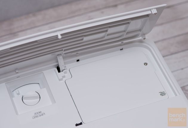 Optoma UHD550X pokrętło i pokrywa