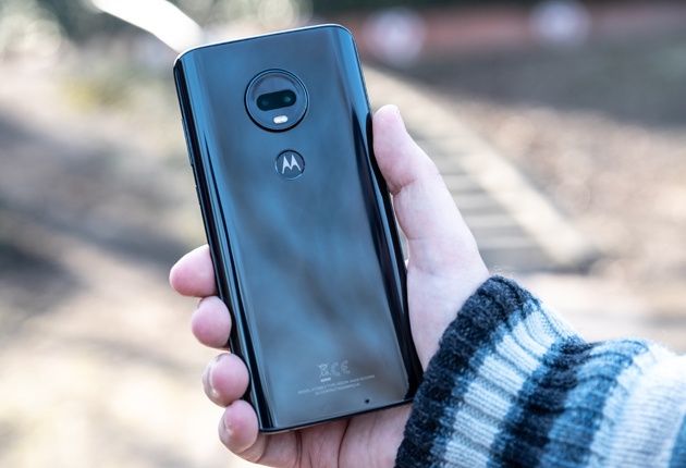 Moto G7 Plus dłoń