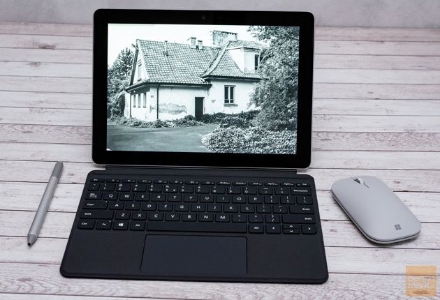 Zdjęcia na Microsoft Surface Go monochromatyczne