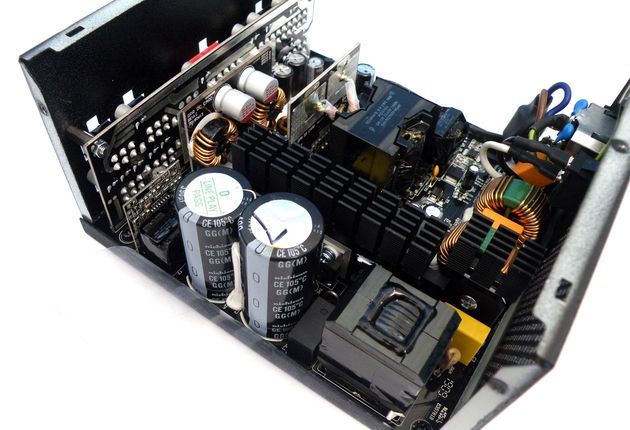Chieftronic PowerPlay Gold GPU-750FC