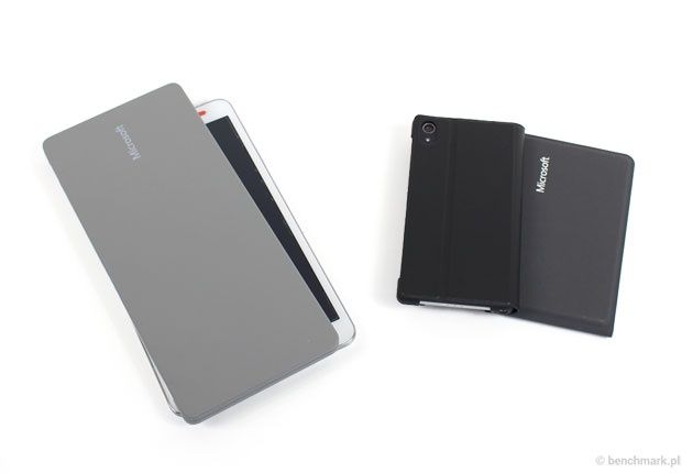 Microsoft Universal Foldable vs Universal Mobile
