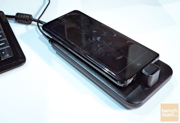 Samsung Galaxy DeX - stanowisko pracy gładzik