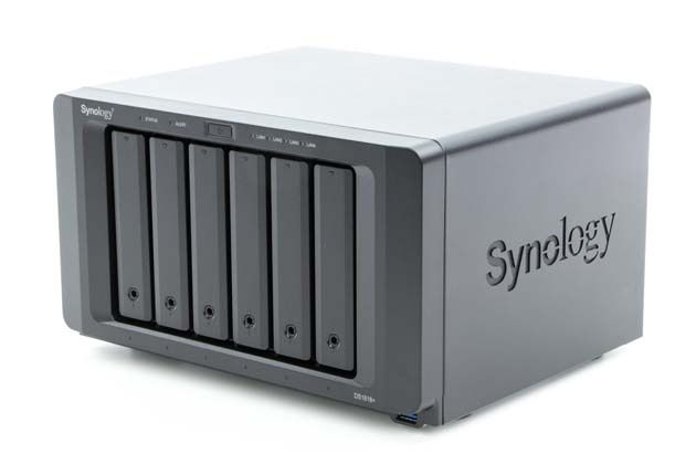Synology DS1618+ widok przód