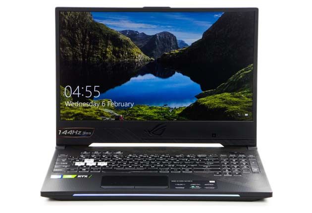 ASUS ROG Strix Scar II GL504 przód