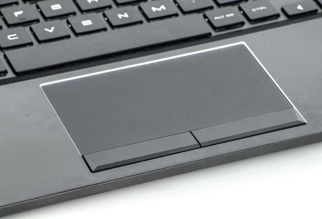 HP Omen 15 touchpad