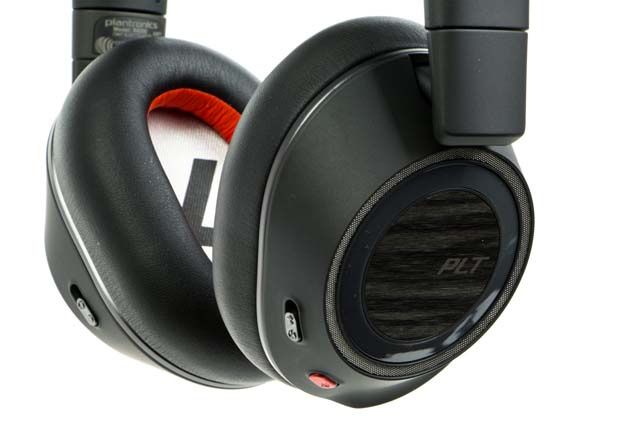 Plantronics Voyager 8200 UC - nauszniki