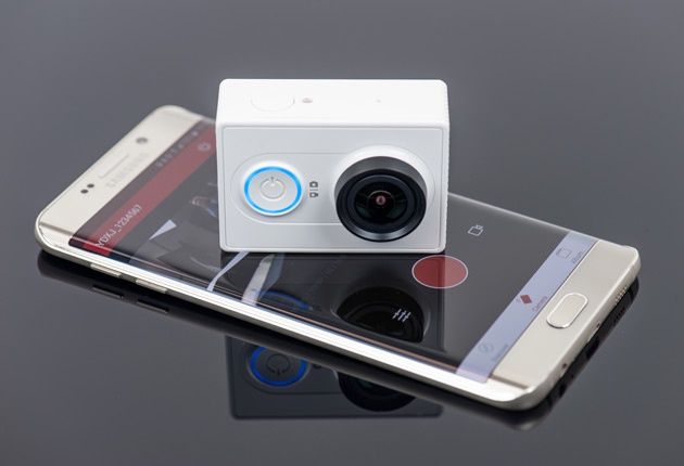 Xiaoyi Action Camera - kamerka i smartfon