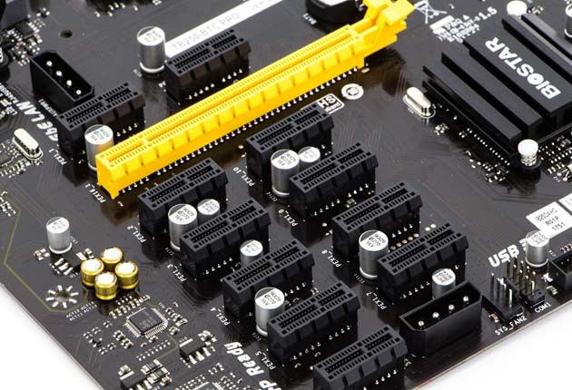 Biostar TB250-BTC PRO - sloty PCIe