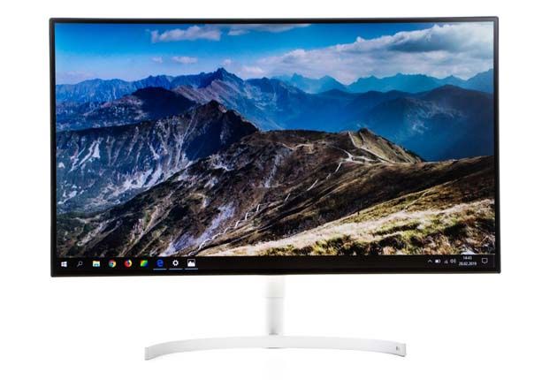 LG 32UL950-W przód