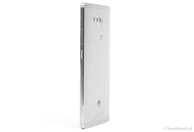 Huawei Mate 8 smartfon obudowa metal