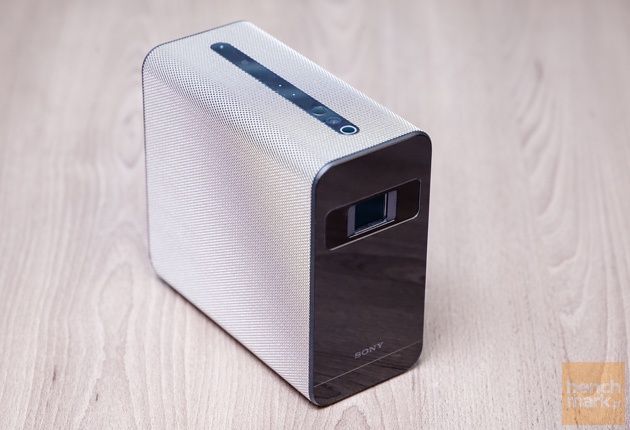 Sony Xperia Touch widok bok przód