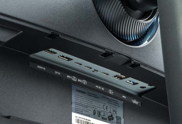 Samsung C49J890DKUX złącza