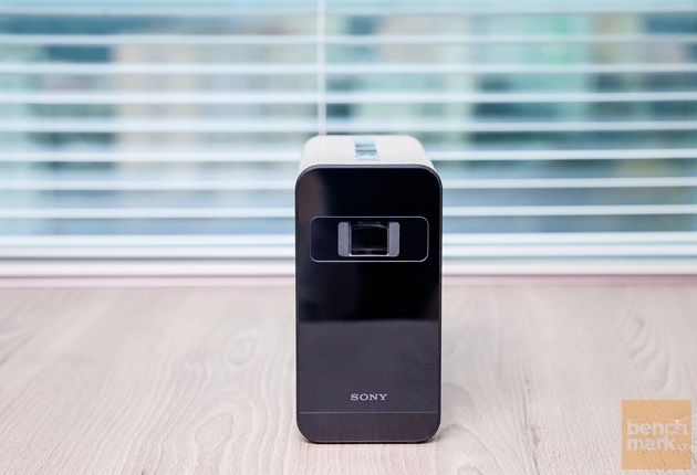 Sony Xperia widok przód