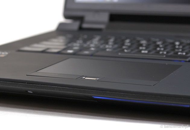 Dream Machines X980 touchpad