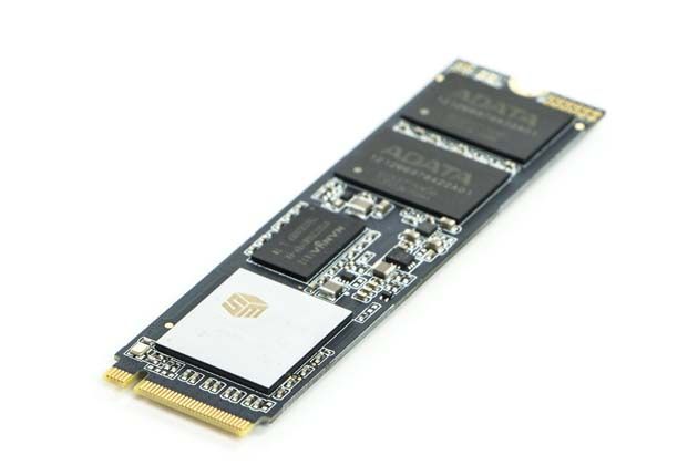 ADATA XPG SX8200
