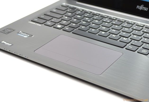 Fujitsu LifeBook U904 touchpad