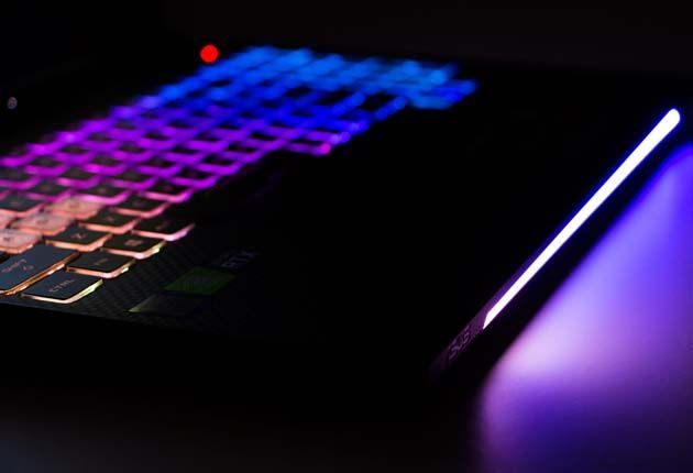 ASUS ROG Strix Scar II GL504 pasek LED