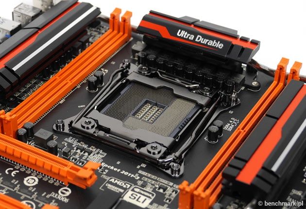 Gigabyte GA-X99-SOC Champion - chłodzenie