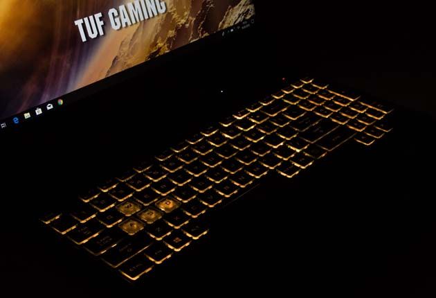 Asus TUF Gaming FX505DU klawiatura