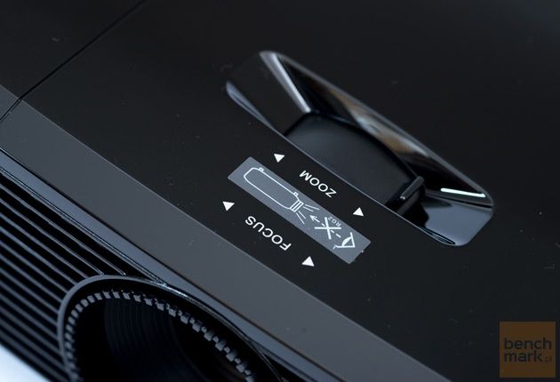 Optoma HD140X zoom