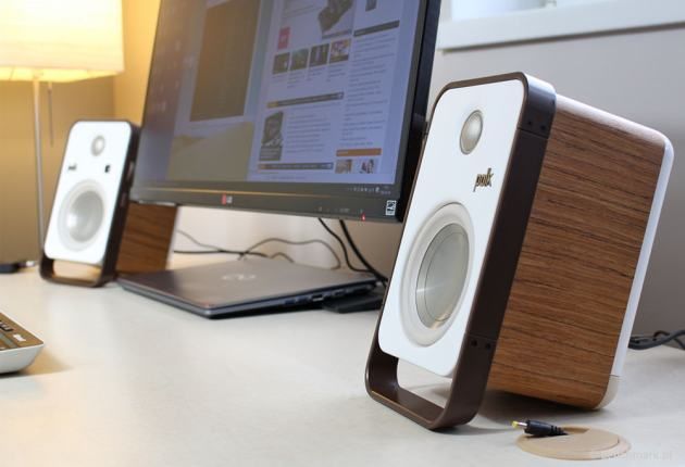Polk audio hampden - na biurku