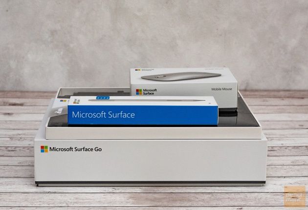 Microsoft Surface Go komplet