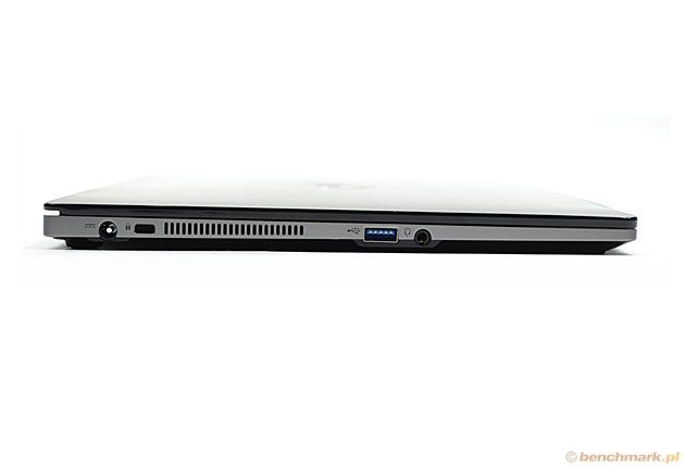 Fujitsu LifeBook U904 lewy bok