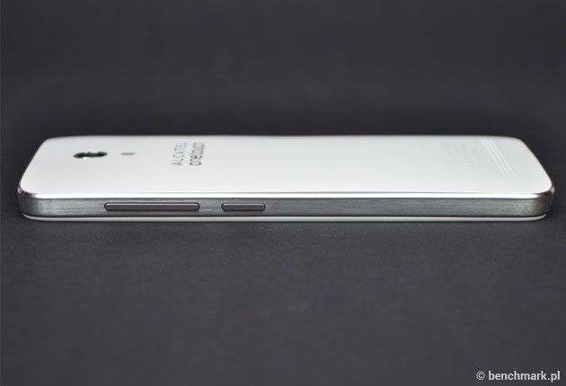 Alcatel OneTouch Idol 2 Mini S - prawy bok