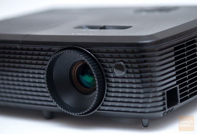 Optoma X340 - widok przedni narożnik