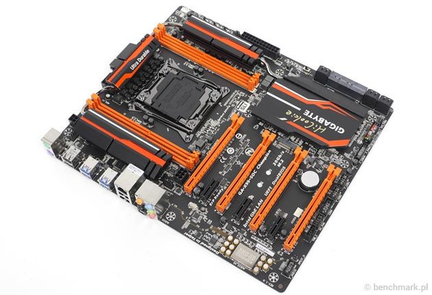 Gigabyte GA-X99-SOC Champion - widok ogólny