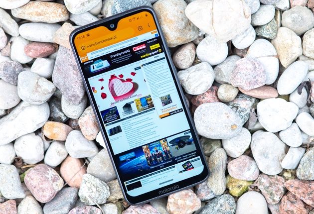 Moto G7 Plus ekran przeglądarka